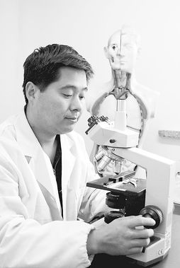 法醫(yī)王彥峰 業(yè)精于勤的驕人業(yè)績